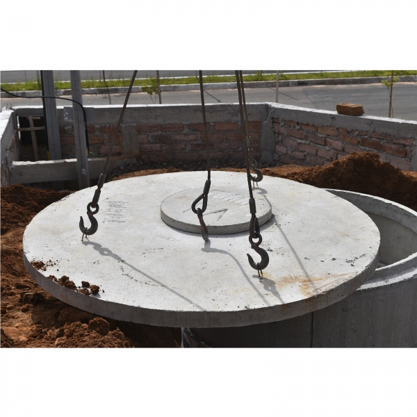 Tampa em concreto armado